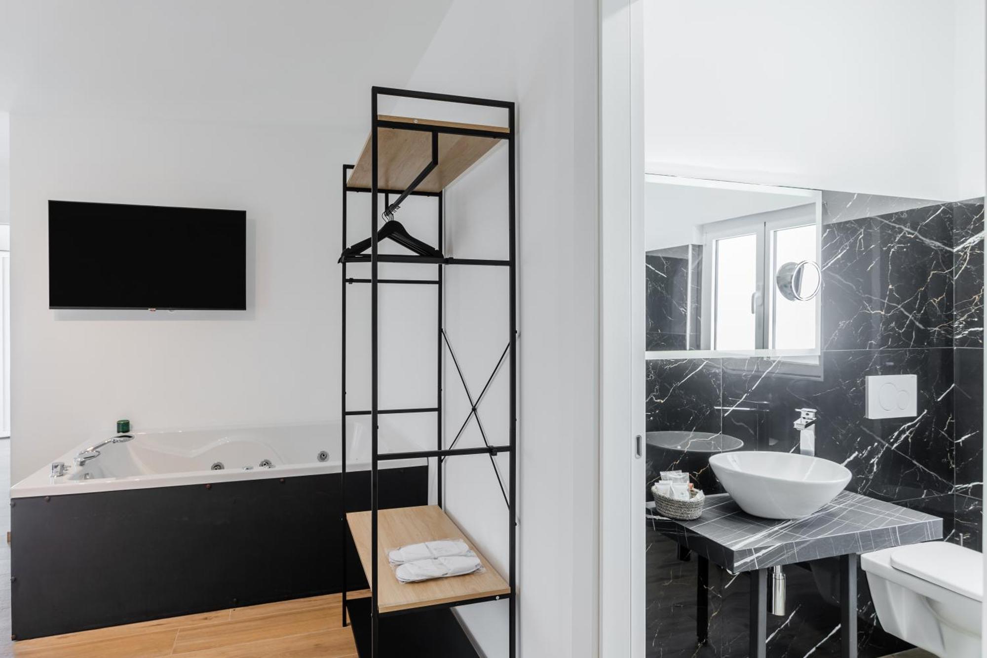 Pietramare Luxury Suites Bari Luaran gambar