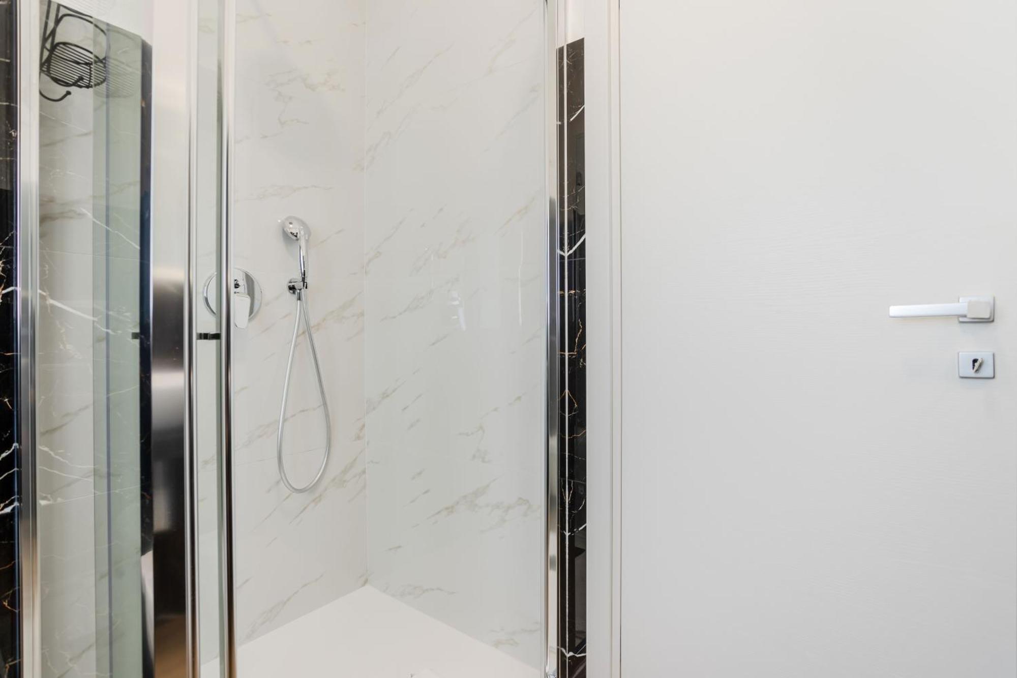 Pietramare Luxury Suites Bari Luaran gambar